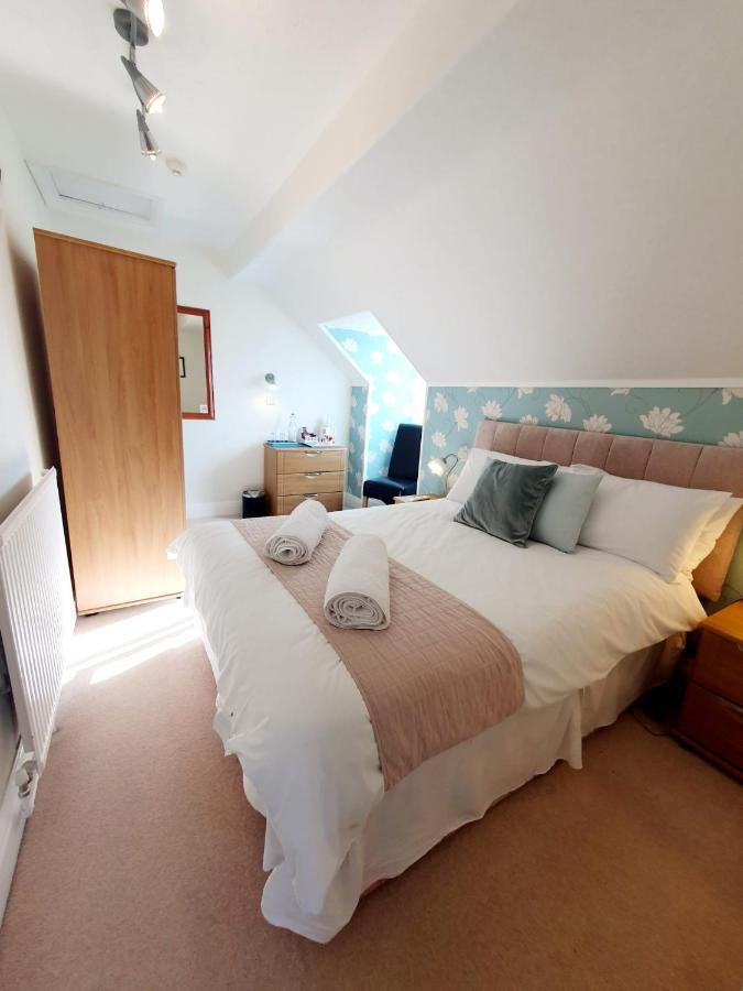 Cleave Court Guest House Llandudno Bagian luar foto
