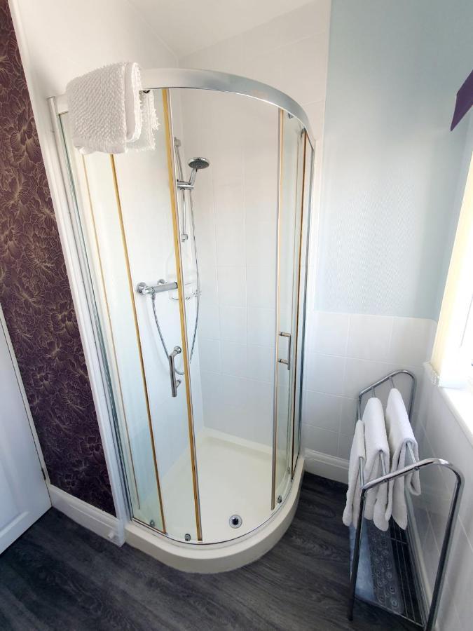 Cleave Court Guest House Llandudno Bagian luar foto